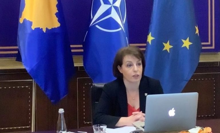 Vazhdojnë sulmet ndaj Ministres së jashtme Donika Gërvalla!