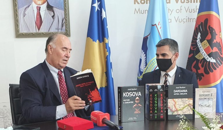 Ramiz Tafilaj shpallet “Qytetar Nderi” i Vushtrrisë!
