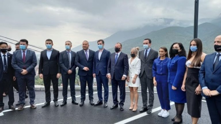 Në Pejë bëhet inaugurimi i Qendrës Nacionale të Xhudos, pjesëmarrës në ngjarje edhe Presidentja Vjosa Osmani dhe Kryeministri Albin Kurti