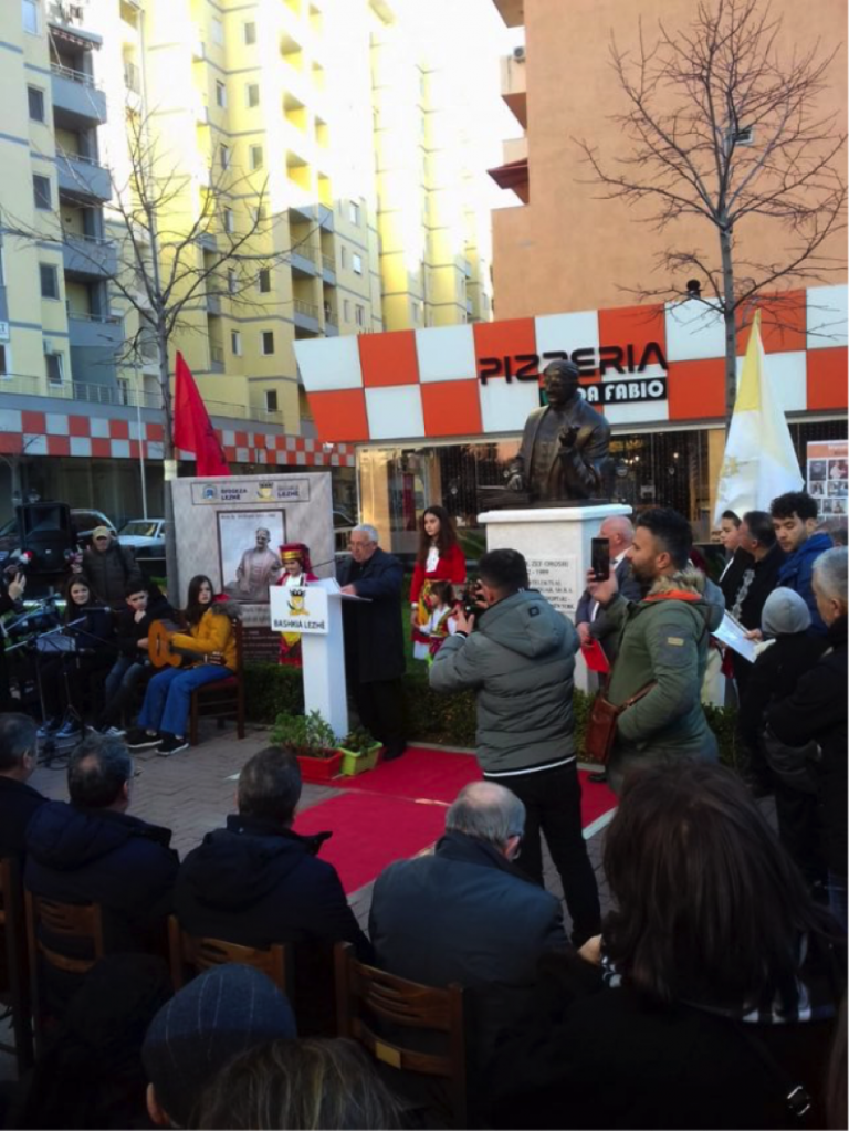 Lezha legjendare nderon Monsinjor Dr.Zef Oroshin