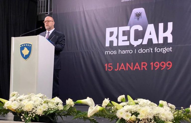 Ambasadori Hovenier: Shtetet e Bashkuara të Amerikës dhe aleatët tanë u ngritën në mbrojtje të popullit të Kosovës