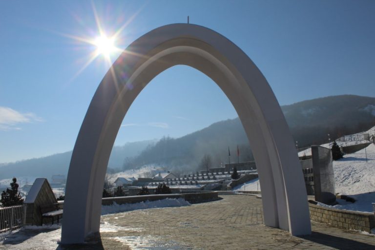 Masakra e Reçakut, e gjenocidit të Serbisë në Kosovë