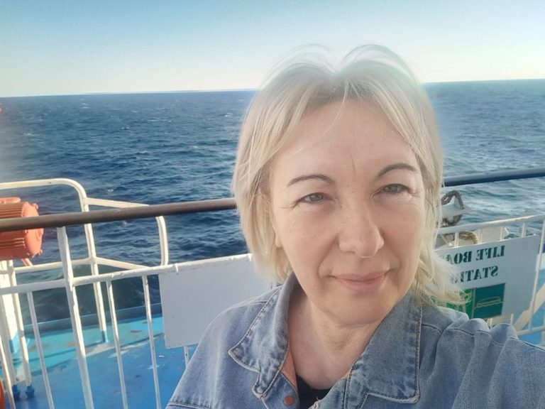 Mimoza Leskaj: Emocionet e një poeti!