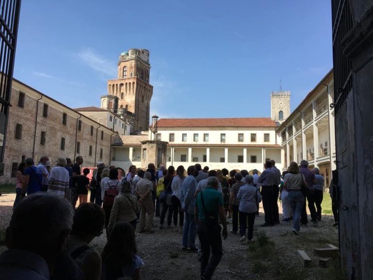 Castelvecchio apo kështjella mesjetare që po ia rikthen historinë dhe artin Padovës
