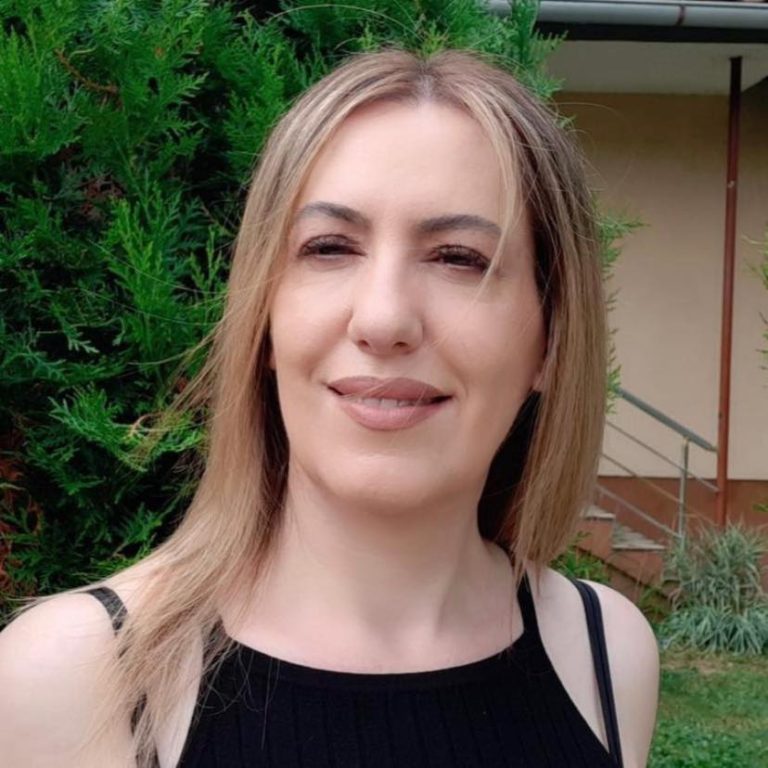 Hë, çika jem, çka je tu ménu?