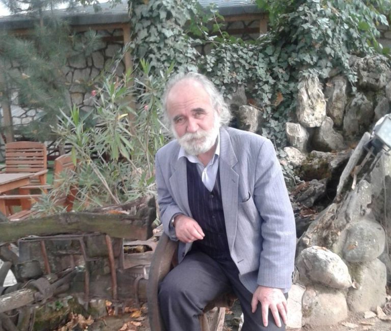 Çaste lirike me pak fjalë