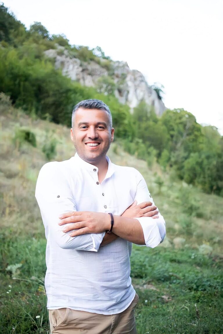 Kryeministër, sa na konvenon neve si shoqëri, si Kosovë, me kthy secilin proces në pikën zero?