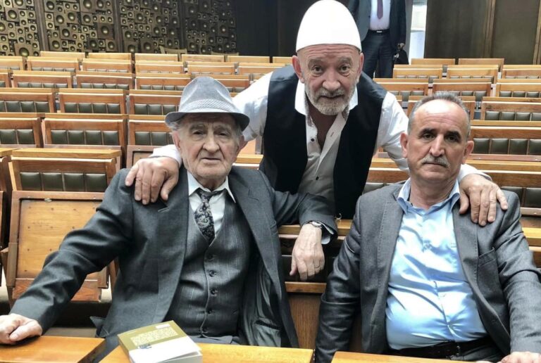 Elegji për Adem Shkrelin nga Çun Lajçi