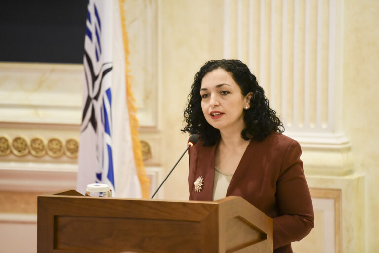 Presidentja Osmani në Seminarin e Asamblesë Parlamentare të NATO-s: Kosova në NATO, prioritet shtetëror, parakusht për paqe e stabilitet në rajon