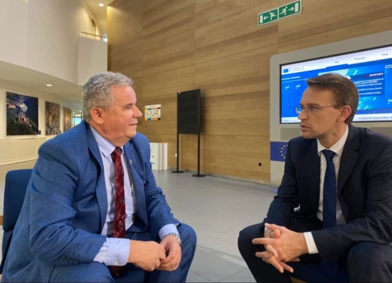Peter Stano: Retorika e « luftës » që dëgjohet në Beograd dhe Prishtinë, është kundërproduktive dhe jo në favor të frymës evropiane