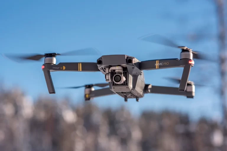 Dronët e paidentifikuar mund të kryejnë spiunazh në Norvegji. Por çfarë kërkojnë konkretisht?