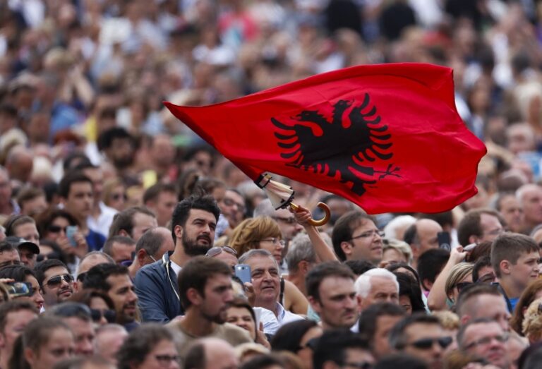 Gëzuar Dita e Flamurit dhe 110 Vjetori i Pavarësisë!  