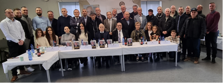 Avdyl Uka mbetët flakadan i ndezur i mbrojtjes së pragut  të shtëpisë 