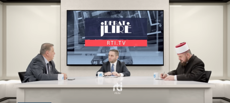 Kur gazetaria tok me religjionin bëjnë agjenda politike