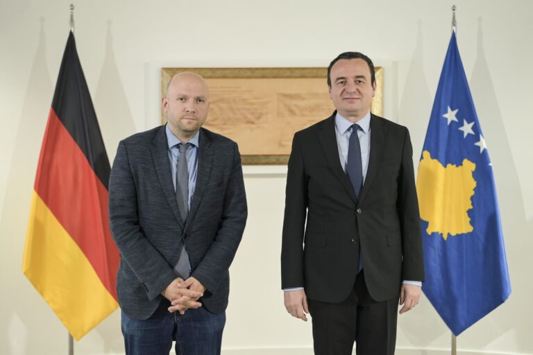Kryeministri Kurti takoi emisarin e Gjermanisë, Sarrazin
