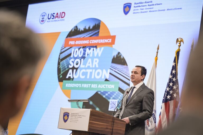 U mbajt Konferenca e Para Ofertimit për Ankandin Solar 100 MW