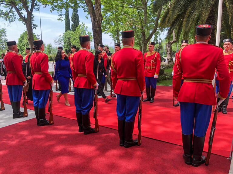 Presidentja Osmani mori pjesë në inaugurimin e presidentit të ri të Malit të Zi, z. Jakov Milatović 
