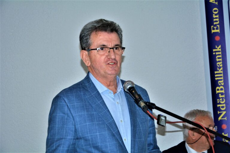 Deputeti Nikollë Camaj, një përfaqësues dinjitar i mbrojtjes e realizimit të të drejtave të shqiptarëve në Malin e Zi 