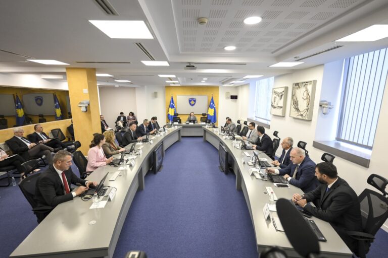 Të dashur mërgimtarë: Mirë se vini në shtëpinë tuaj , në Kosovë !