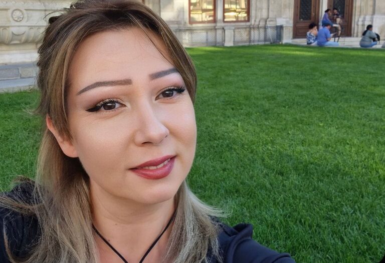 Paçin shpërblimin e Perëndisë ata martirë të komunizmit e familjet e tyre që duruan robërinë!