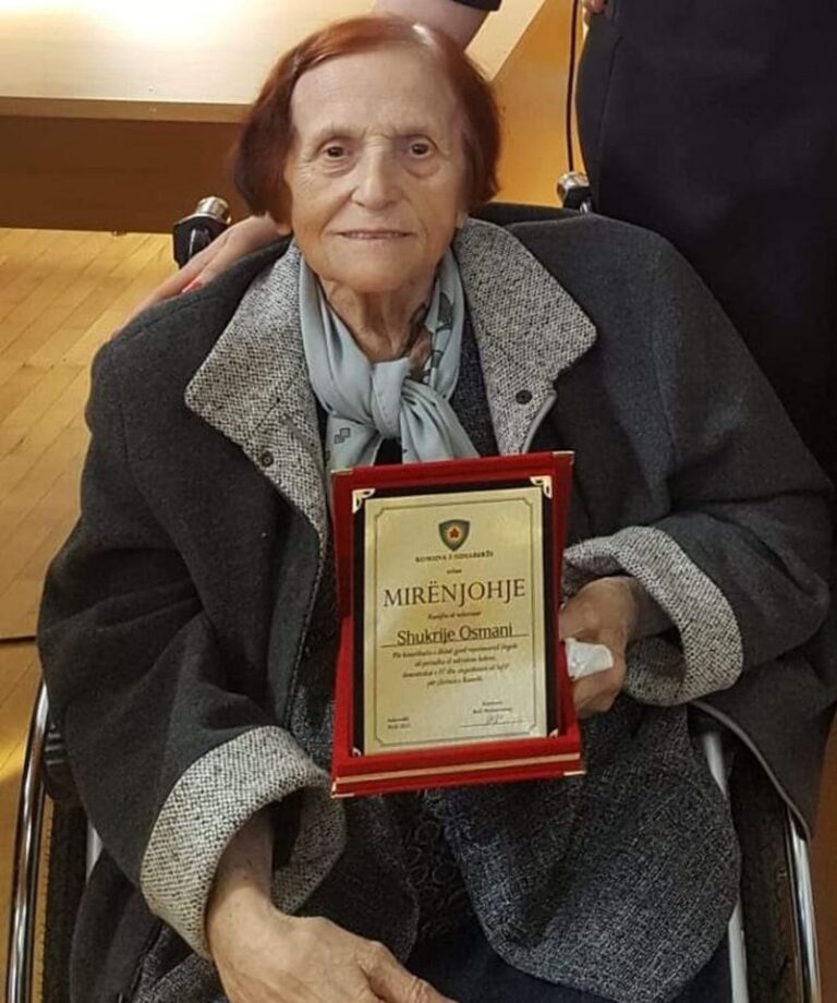 Vdiq Shukrije Bunjaku Osmani, bashkëshortja e Kadri Osmanit- Mani