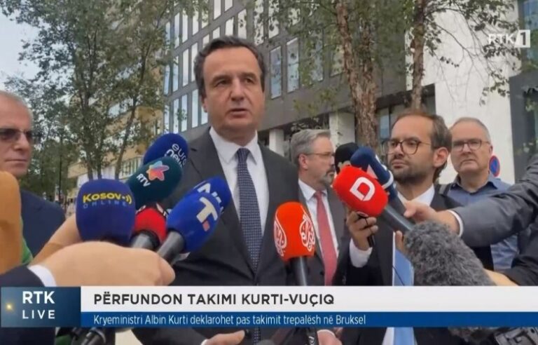 Du rrugët e vetme që do ta hapnin shtegun e shpëtimit