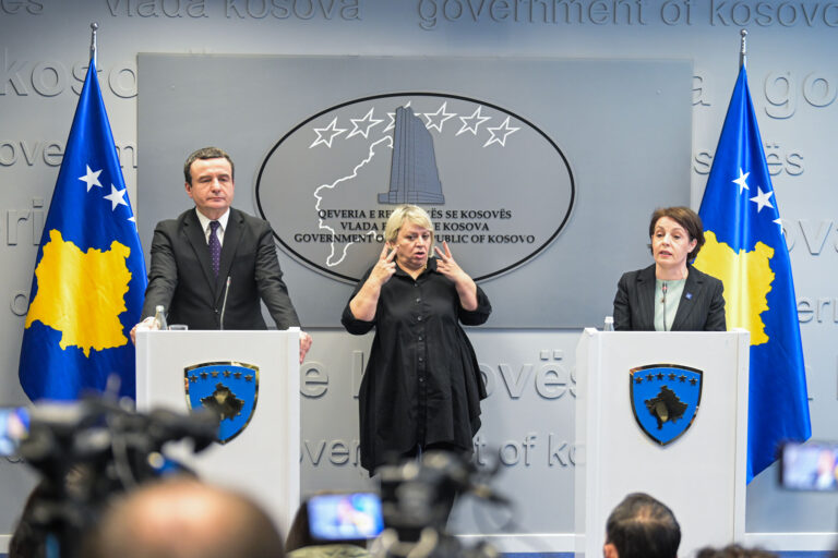 Kryeministrit Kurti në konferencën e përbashkët për media me zëvendëskryeministren dhe ministren e Punëve të Jashtme dhe Diasporës, Donika Gërvalla-Schwarz