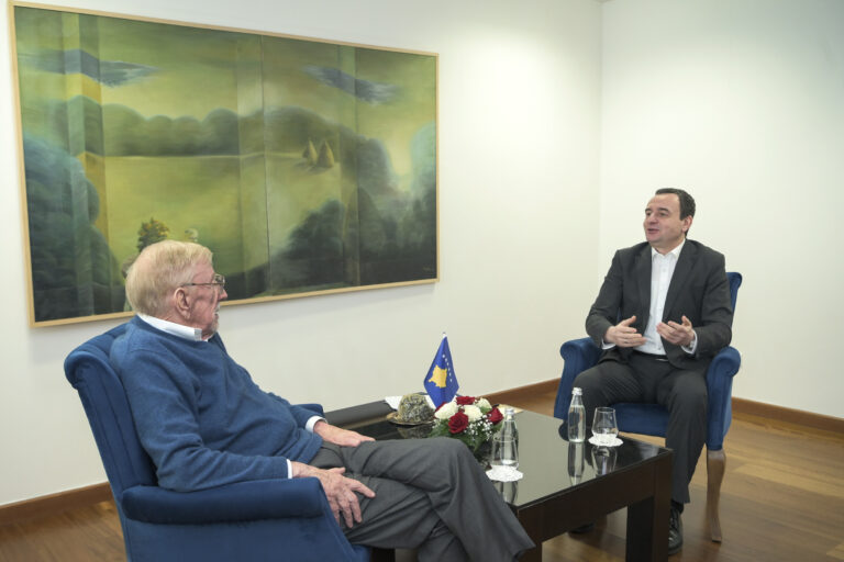 Në Kosovë -Masakra e Reçakut para çerek shekulli, një nga shumë dëshmitë e gjenocidit të Serbisë