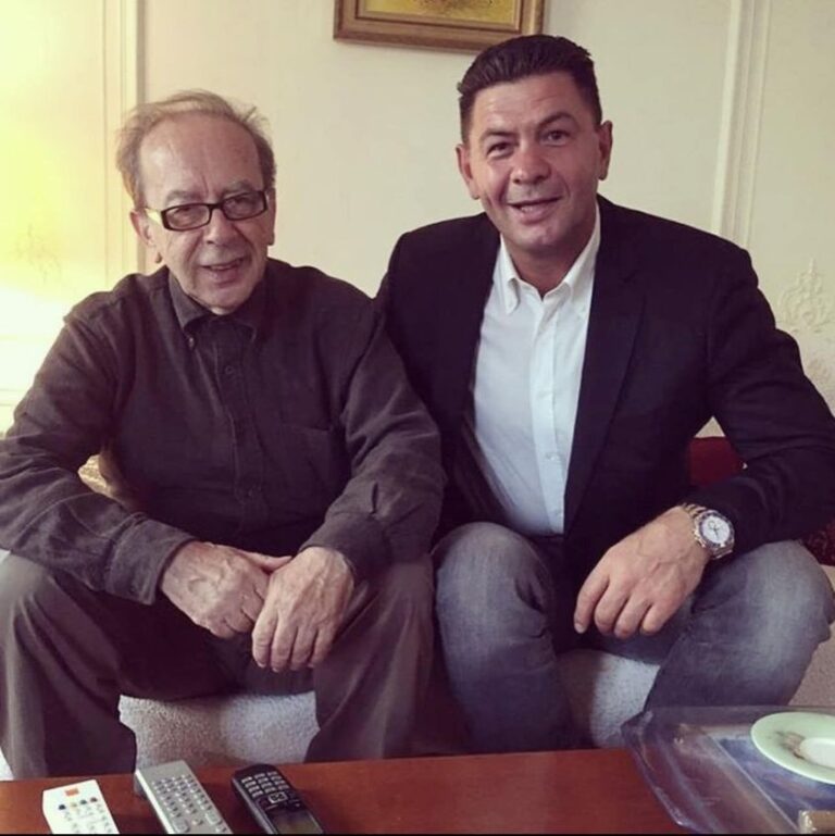 Luan Krasniqi: Sot gjeniu i letrave shqipe, Ismail Kadare, feston ditëlindjen, i bënë 88 vjet