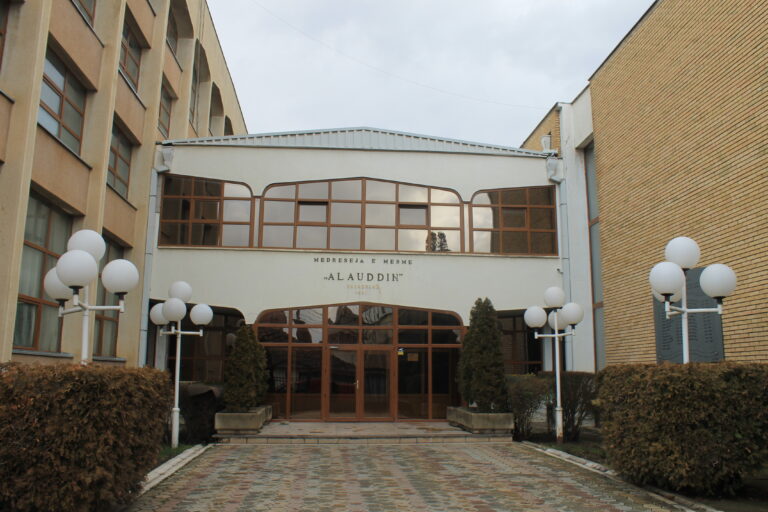 Skandal seksual në “Medresen Alauddin“ në Prishtinë, prokuroria ta hetoj rastin!