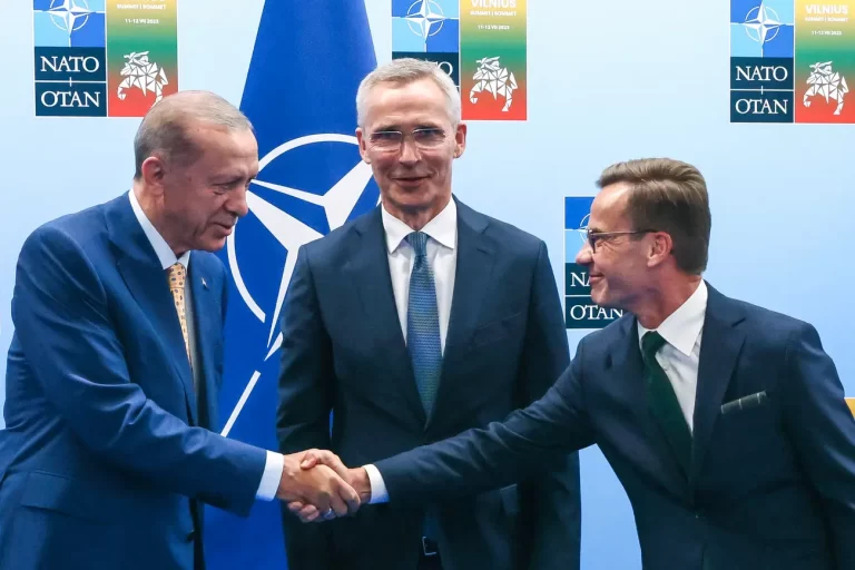 Erdogan ka nënshkruar kërkesën e Suedisë për në NATO
