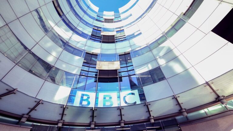 Të rihapet shërbimi shqip i Radio Londrës (BBC)!