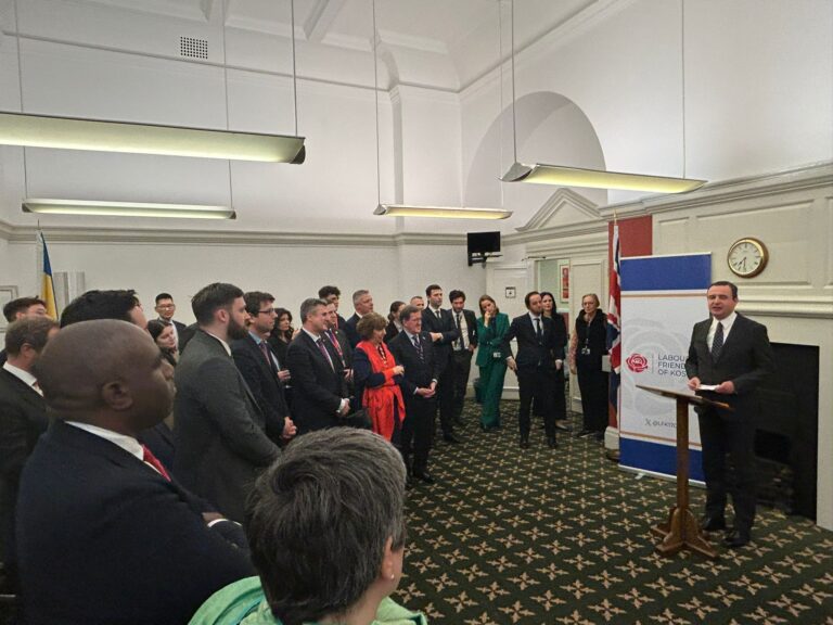 Kryeministri Kurti mori pjesë në përurimin e nismës “Labour Friends of Kosova”