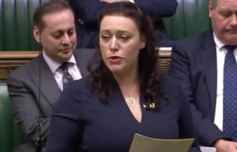 Parlamenti Britanik miratoi mocionin e Alicia Kearns për Kosovën