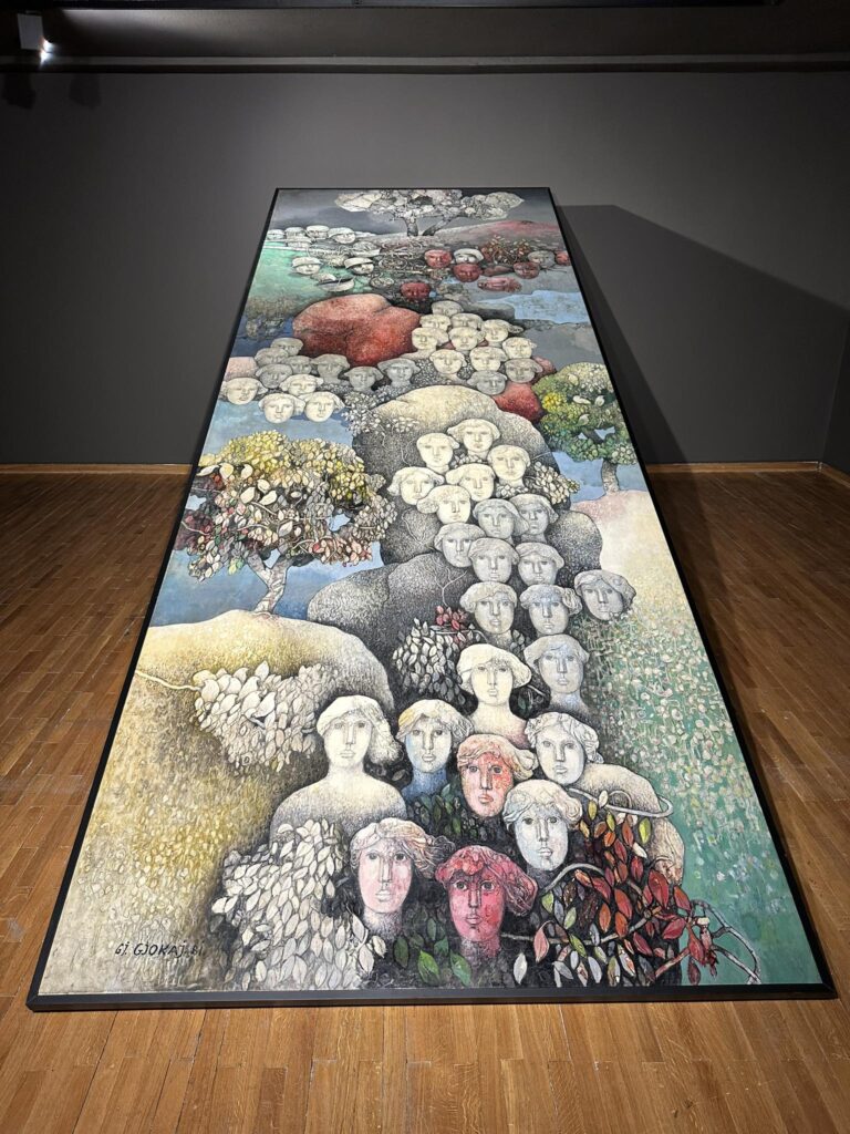 Vështrim për ekspoziten e artistit Gjelosh Gjokaj e hapur dje në hapësirën e Galerisë Kombëtare të Kosovës