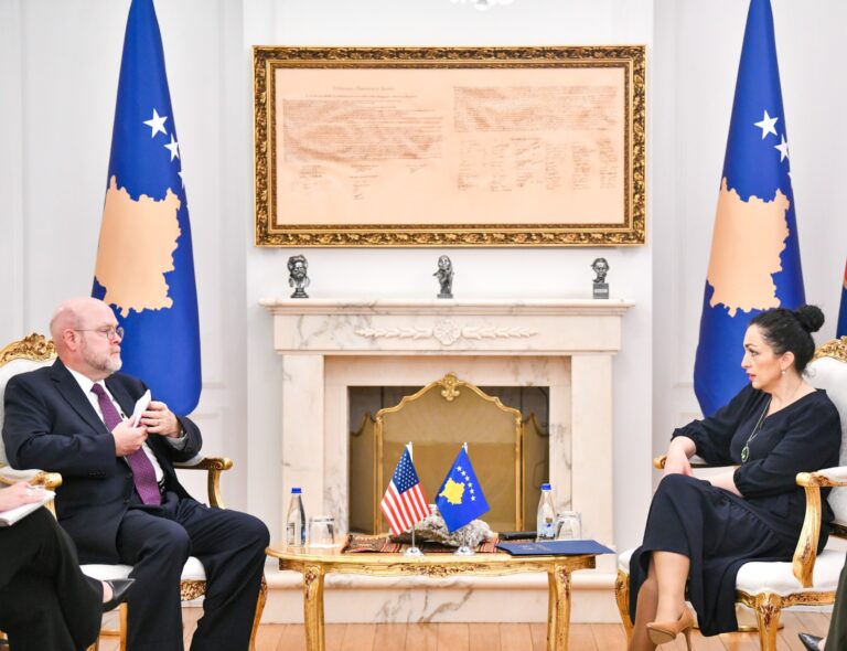 Presidentja Osmani ka takuar ambasadorët e Shteteve të Bashkuara, Gjermanisë dhe Mbretërisë së Bashkuar