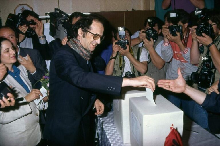 Kosova drejt Lirisë e Pavarësisë – në 24 Maj 1992 zgjedhjet e para pluraliste, Dr. Ibrahim Rugova President Republike