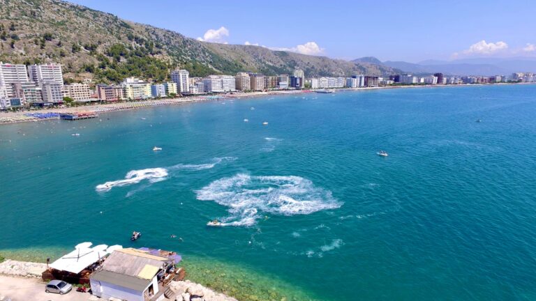 Mbi turizmin në Shqipëri, patriotët kujdestar, për ata që e duan me zemër dhe ata që e shohin dhe e ndjenjë nga distanca vlerën e turizmit