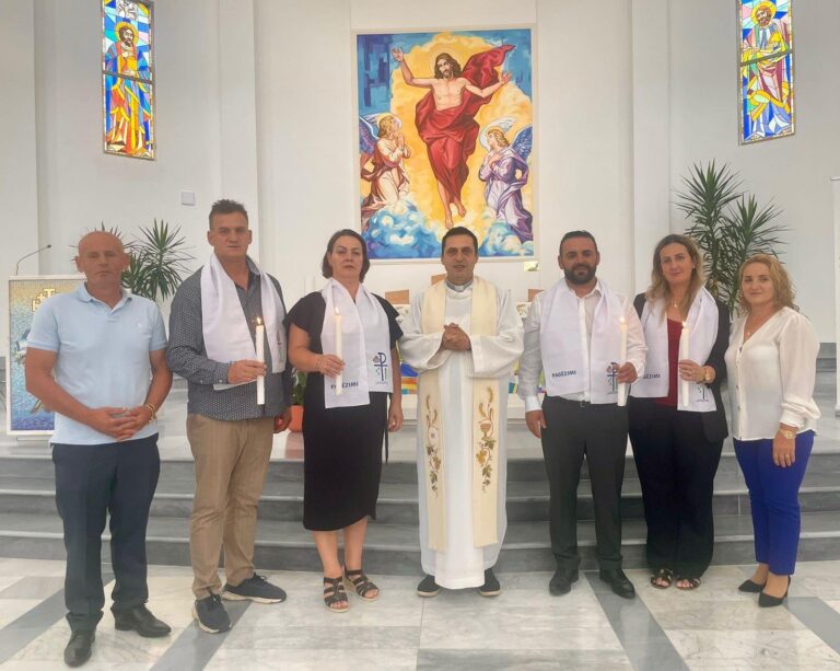 Edhe sot, më 8 gusht 2024, në Gllogjan të Lugut të Baranit, u vazhdua me braktisjen e fesë islame