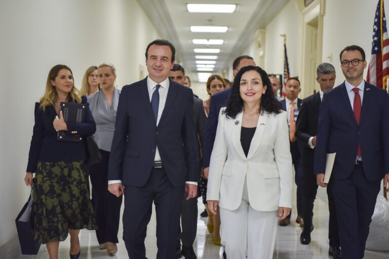 Kosovë-Presidentja Osmani  në New York, Kryeministri Kurti në Bruksel  