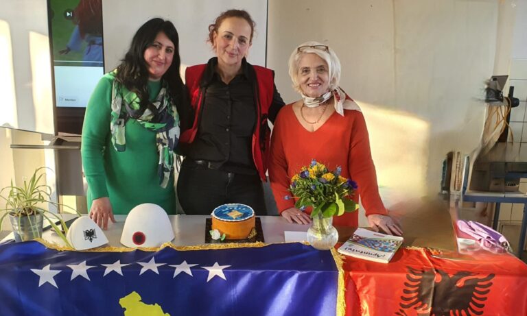 Shkolla Shqipe në mërgatë shënon 17 Skurtin, Ditën e Pavarësisë së Kosovës