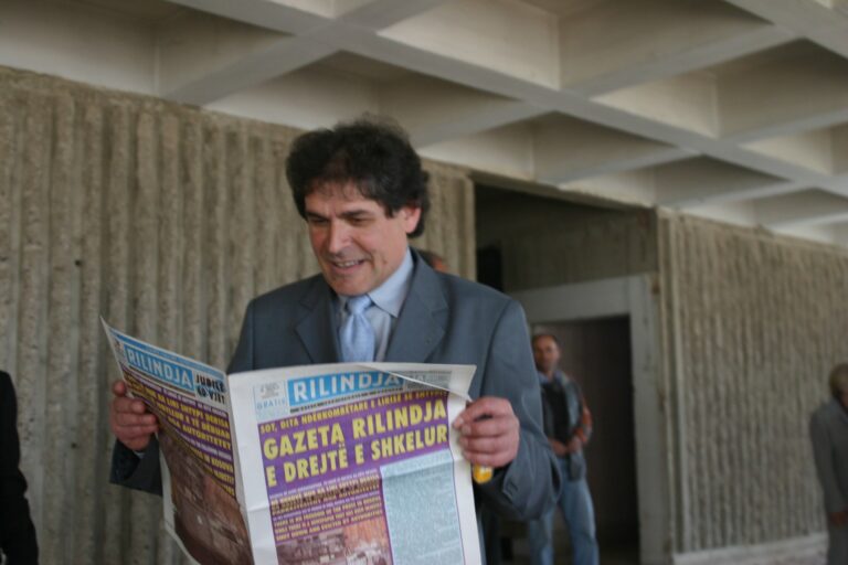 Gazeta historike e Kosovës Rilindja nisi të dalë para 80 viteve në Prizren me shkronja plumbi nga Tirana
