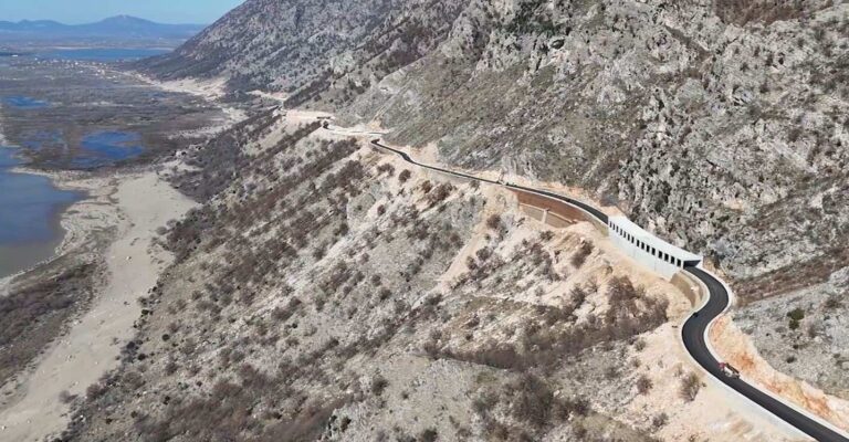 Rruga Shëngjin-Velipojë drejt përfundimit, 3.8 mld lekë për 15 km gjatësi
