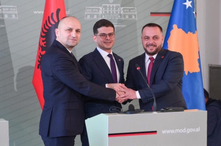 Reagimi i Serbisë, pas marrëveshjes ndërmjet Kosovës, Shqipërisë dhe Kroacisë, është sulm