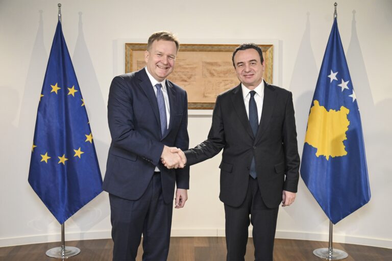 Kryeministri i Kosovës priti në takim emisarin e ri të BE-së për Dialogun Kosovë-Serbi, Peter Sørensen
