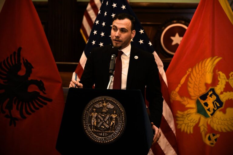 Ulqini është nën rrethim — Beteja për shpirtin e Ulqinit