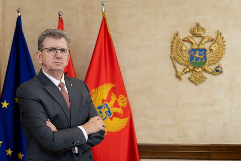 Intervistë me Nikollë Camajn, nënkryetarin e Parlamentit të Malit të Zi
