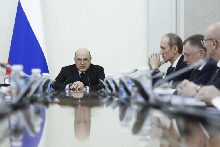Rusia i fton 160,000 të rinj për shërbim ushtarak
