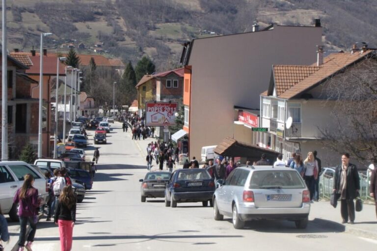Kaltrina Hoti nga Plava e vazhdon betejën për të drejtat kushtetuese të shqiptarëve të asaj krahine