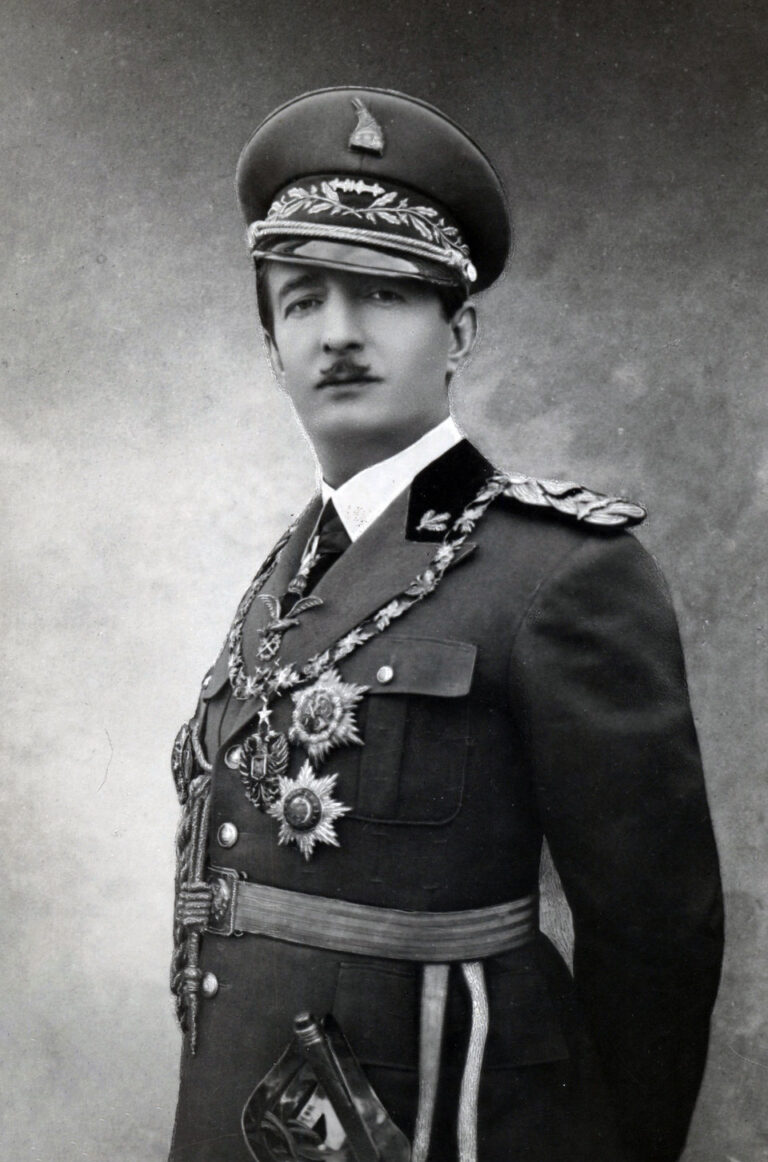 The Scotsman (1939) / “Paqja duhet të bazohet mbi drejtësinë” — Intervista me mbretin Zog në Londër